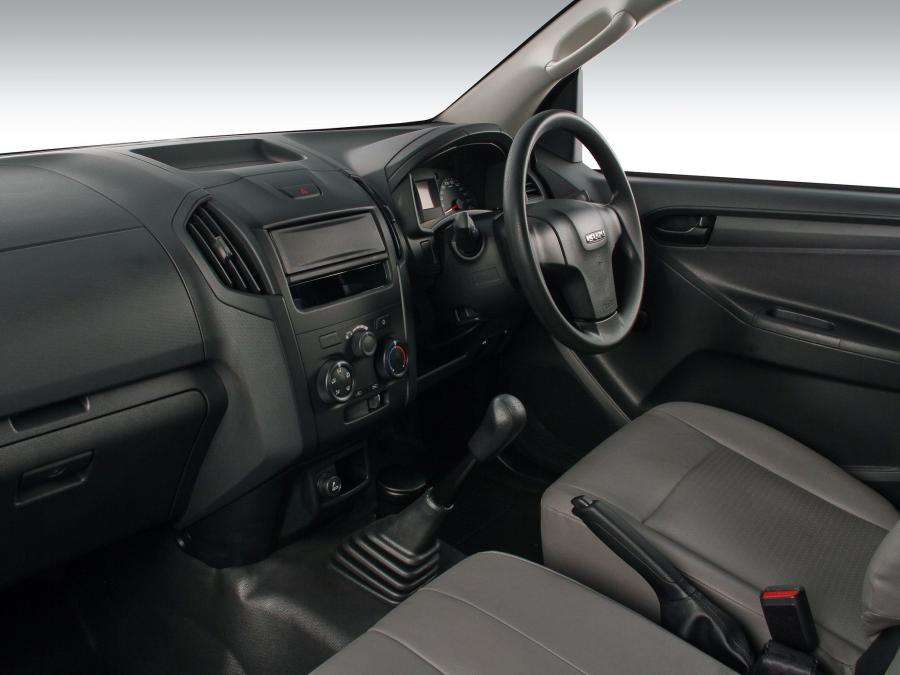  Isuzu KB 250 Single Cab 2013 года  (фото 6 из 8)